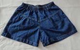 Short jeans.